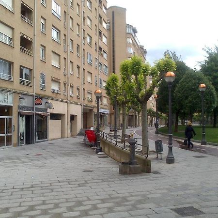 Pension Parque Del Ebro (Adults Only) Logroño Extérieur photo