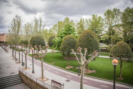Pension Parque Del Ebro (Adults Only) Logroño Extérieur photo