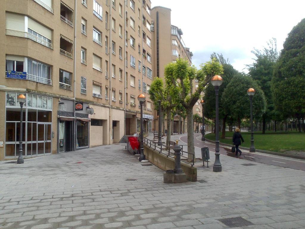 Pension Parque Del Ebro (Adults Only) Logroño Extérieur photo